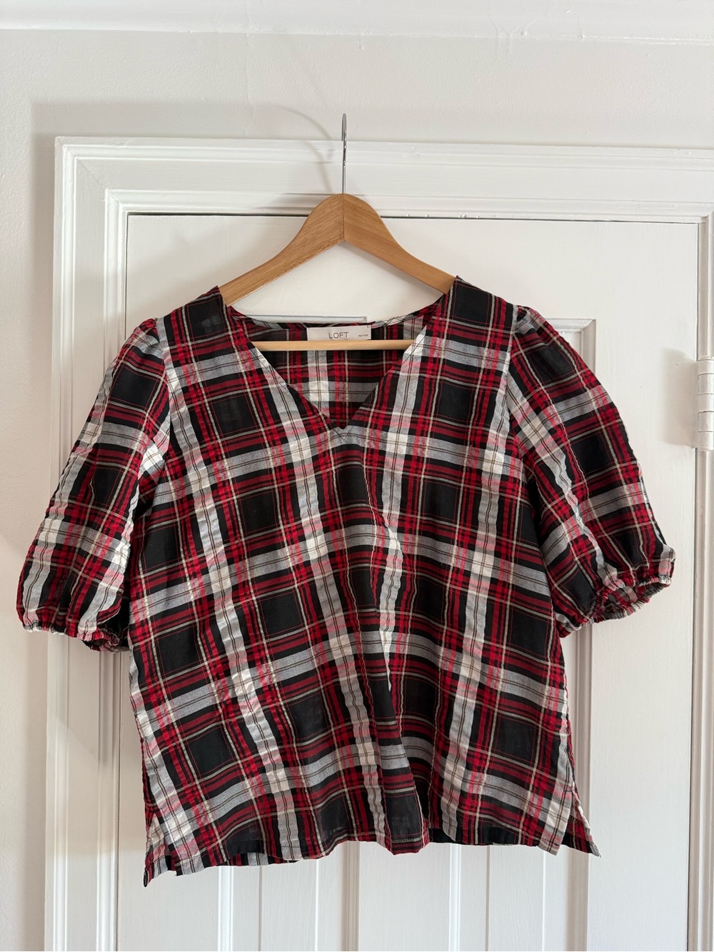LOFT Red, Black & White Plaid Short Sleeve V-Neck Tunic